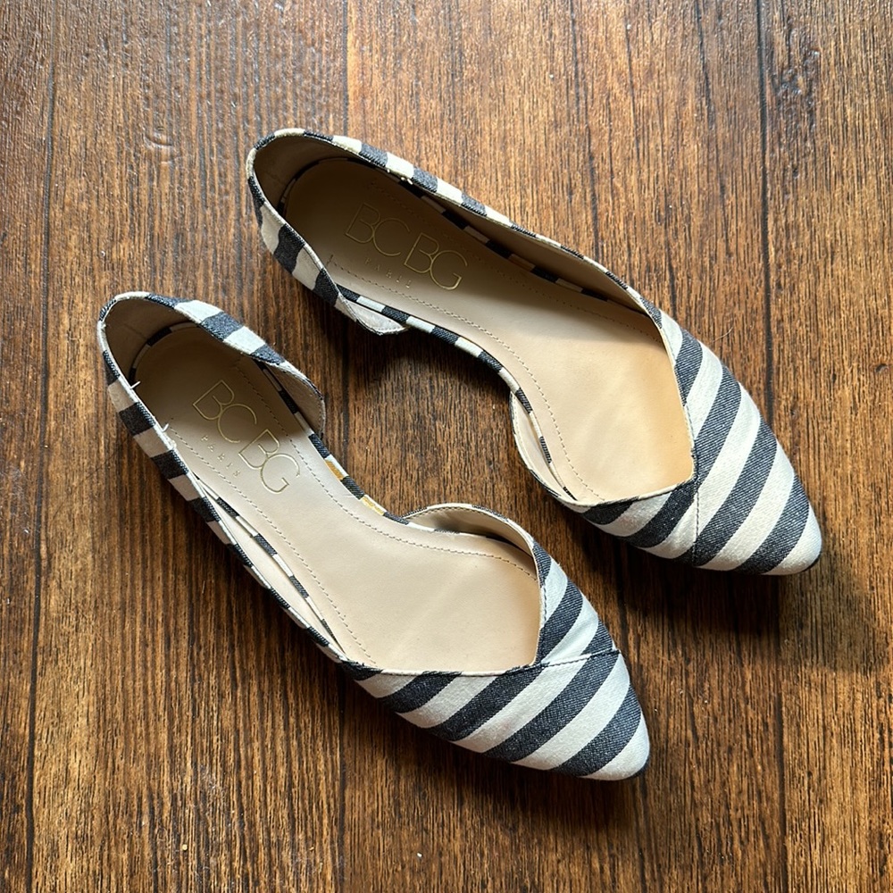 EUC BCBG Paris canvas pointed flats 7.5